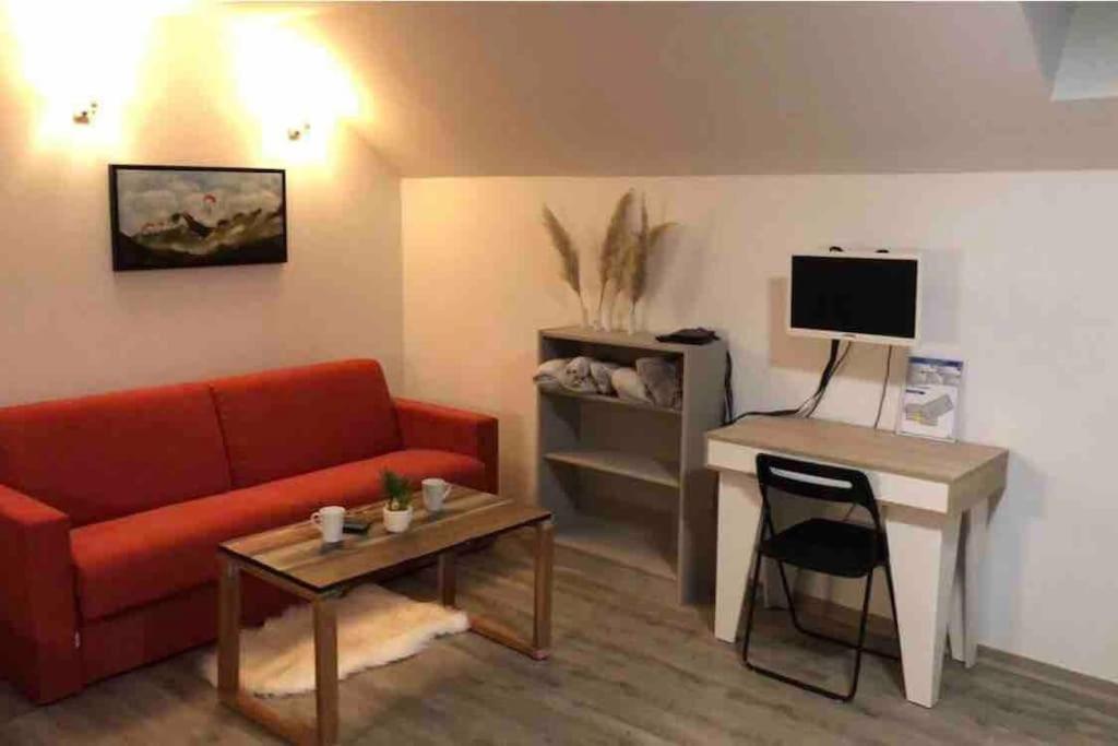 Au Bout Du Bois Piscine Sauna Hammam Accessible En Saison Et Le Logement Accessible Toute L Annee Les Déserts Eksteriør billede